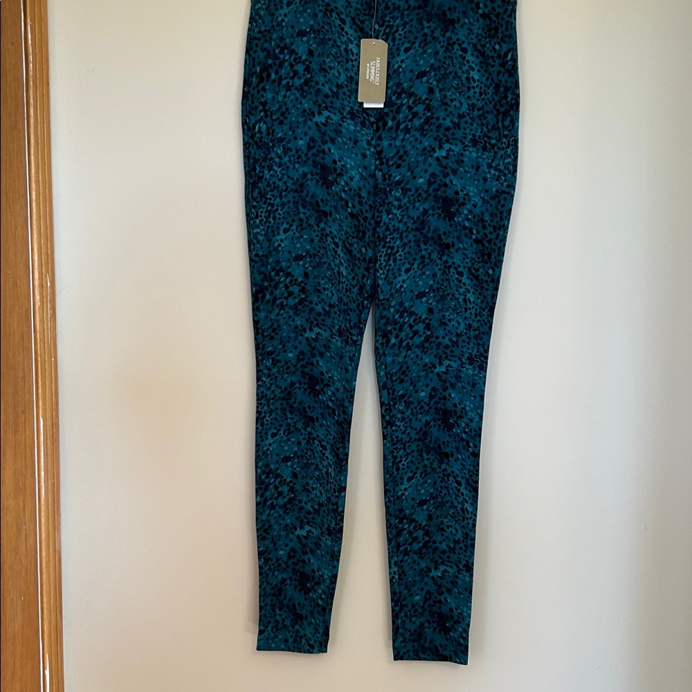 Chico’s size 1 (US 8) fabulously slimming teal-black rayon/nylon leggings NWT